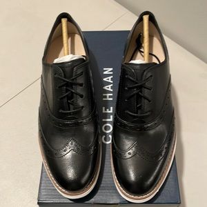 COLE HAAN Original Grand WNG II